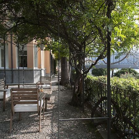 Villa Nina Relais Boutique B&B カラーテ・ウーリオ エクステリア 写真