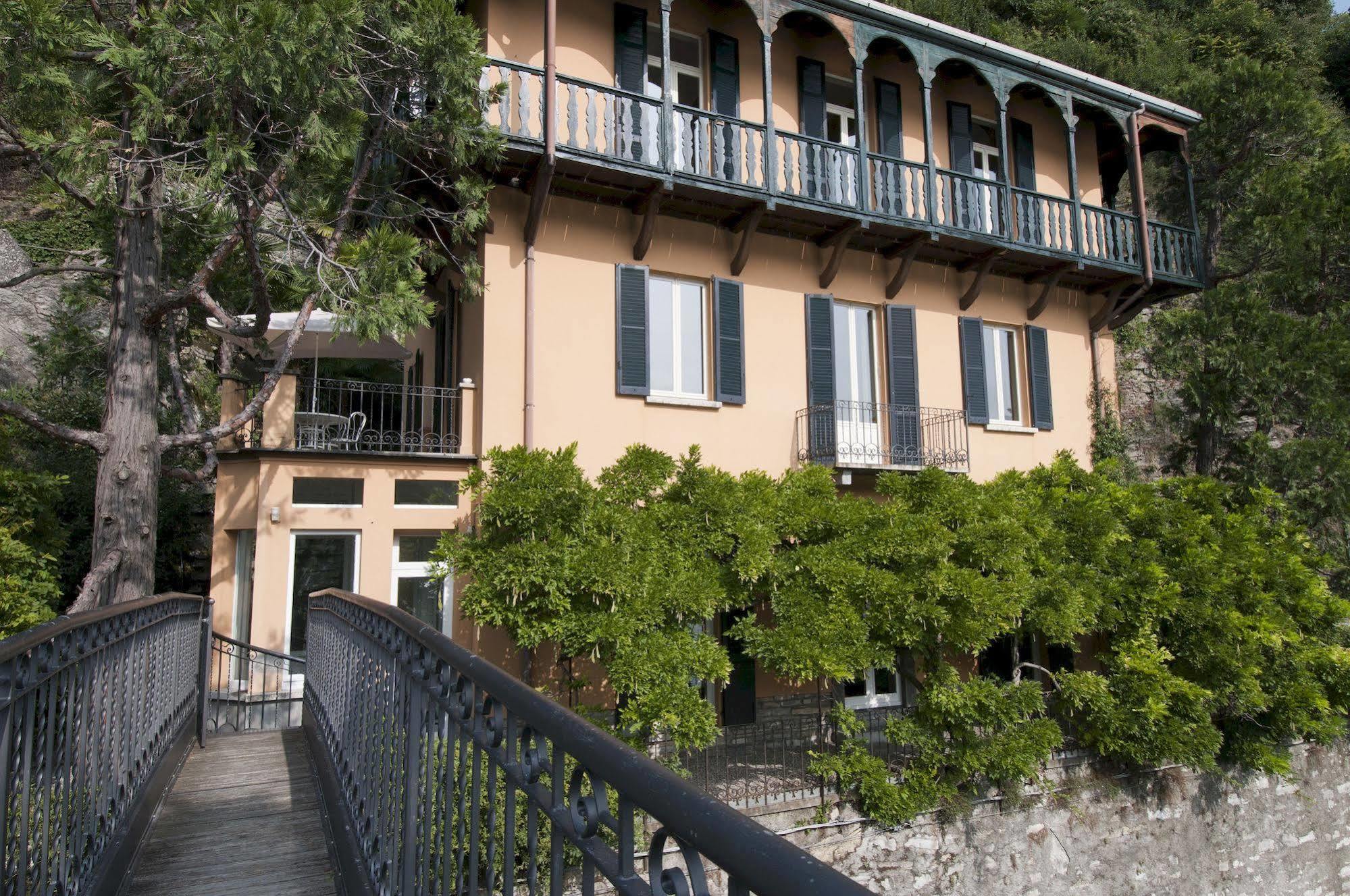 Villa Nina Relais Boutique B&B カラーテ・ウーリオ エクステリア 写真
