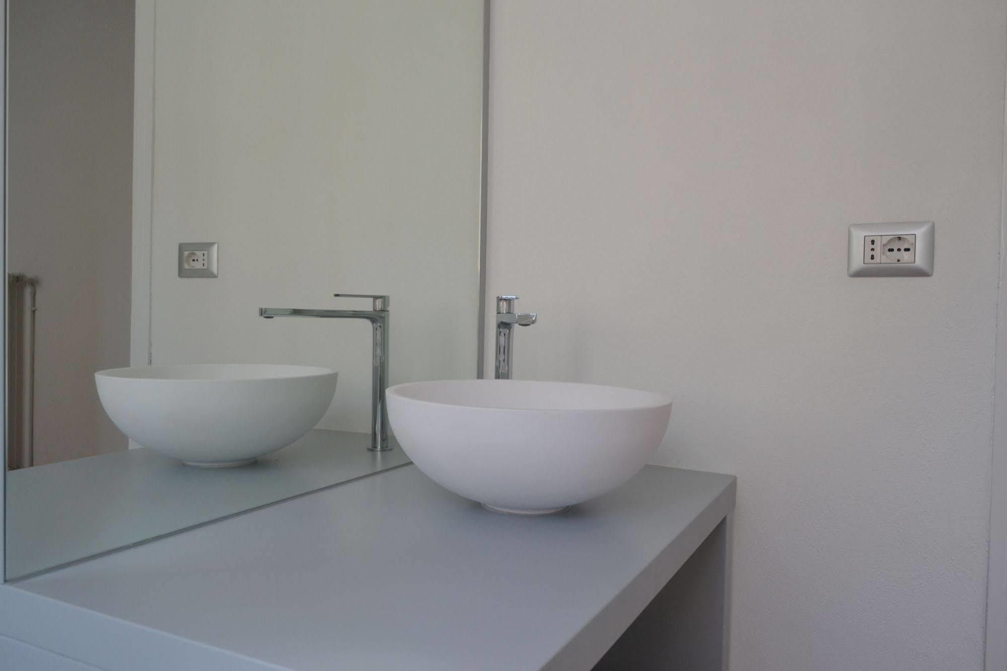 Villa Nina Relais Boutique B&B カラーテ・ウーリオ エクステリア 写真