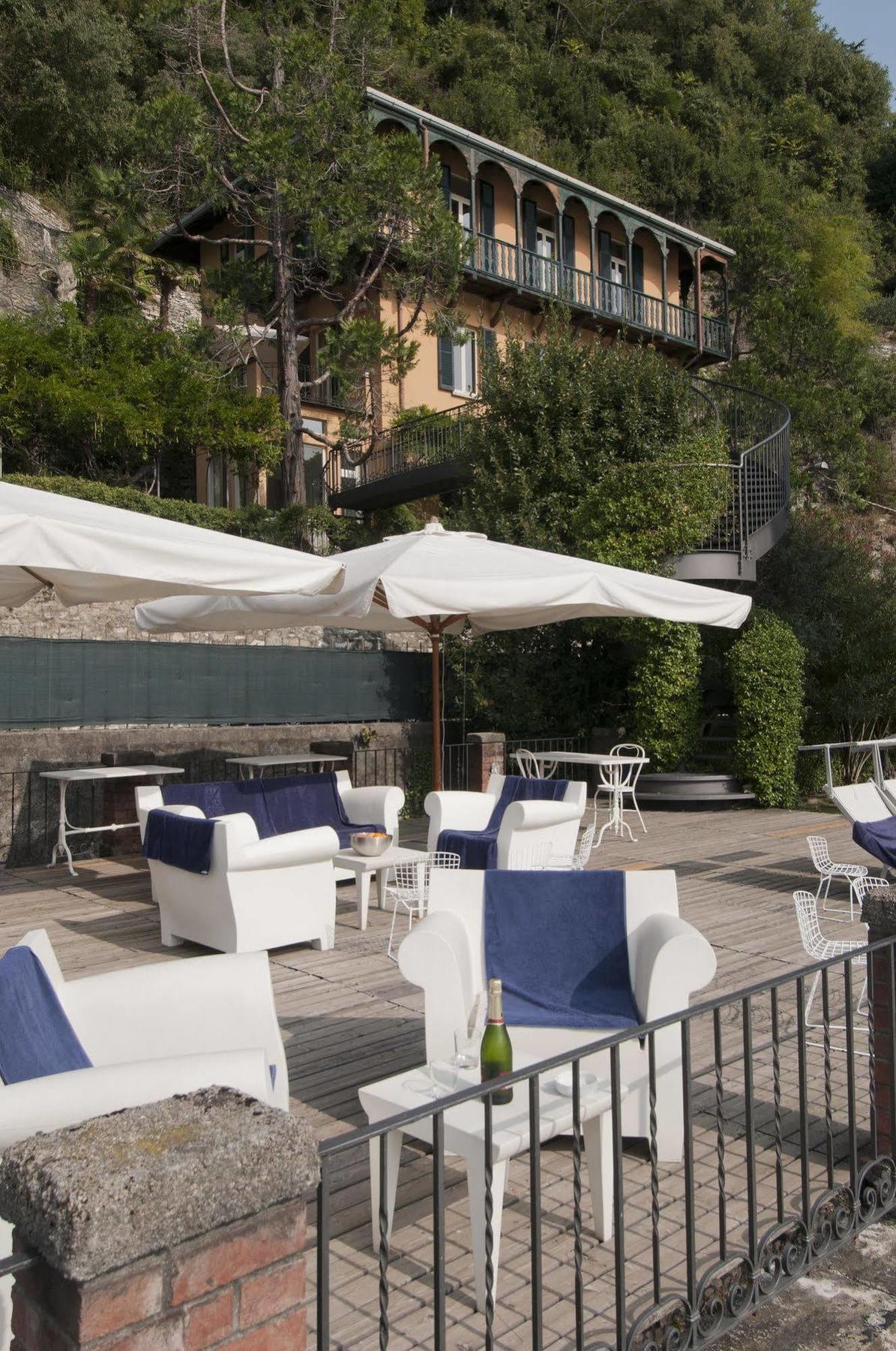 Villa Nina Relais Boutique B&B カラーテ・ウーリオ エクステリア 写真